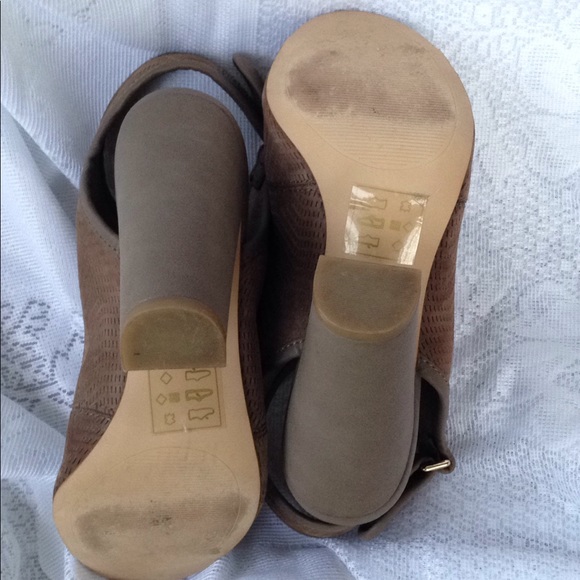 Aldo Brown Shoes  size 6 - Picture 5 of 8